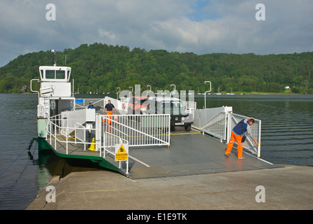 Mallard, le ferry qui traverse le lac Windermere, Parc National de Lake District, Cumbria, Angleterre, Royaume-Uni Banque D'Images