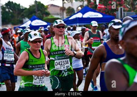 Marathon 2014 camarades coureurs en dehors de l'Afrique du Sud Durban Coupe 45e Banque D'Images