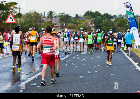 Marathon 2014 camarades coureurs en dehors de l'Afrique du Sud Durban Coupe 45e Banque D'Images