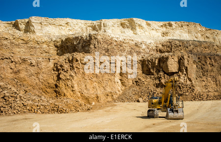 Au site minier de la carrière d'excavateur Banque D'Images