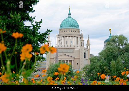 Vue de l'église St Nicolai Potsdam Allemagne Banque D'Images