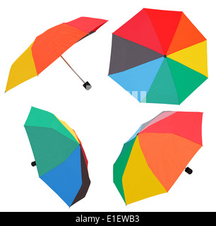 Ensemble d'ouvrir des parapluies multicolores isolé sur fond blanc Banque D'Images