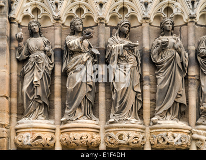 Statues au Dom St Marien Kirche (église St Mary) à Zwickau, Saxe, Allemagne Banque D'Images