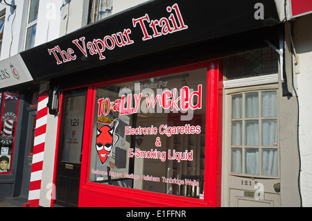 elfbar nachfüll pod läuft aus 🟢🟢🟢 𝗡𝗼𝘂𝘃𝗲𝗮𝘂 𝗰𝗼𝗺𝗺𝗲𝗿𝗰𝗲... 𝗣𝘂𝗿𝗽𝗹𝗲-𝗦𝘁𝗼𝗿𝗲 propose  des produits bien-être au chanvre, place de la Grille Dans son magasin,  Émilie, la responsable, vous propose du CBD sous toutes ses formes,  vapotage, alimentation, cosmétique