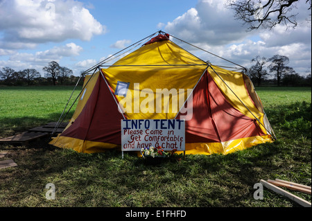 La protection communautaire d'Upton Camp, un camp de protestation anti-fracturation près de Chester. Banque D'Images