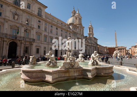 Piazza Navona, Rome, à au nord de la Fontana del Moro ( Fontaine de la Lande ) à l'extrémité sud ; Rome, Italie Europe Banque D'Images