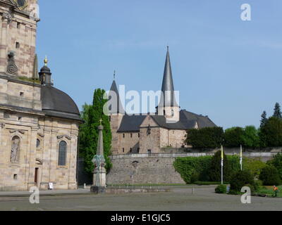 Église St. Michaels et quitté la cathédrale de Fulda FULDA, Hesse, Allemagne, 5 mai 2014. Photo : Beate Schleep Banque D'Images