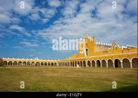 Le Mexique, l'état du Yucatan, Izamal, la ville jaune, le Convento de San Antonio de Padua, couvent de San Antonio de Padua, Monastère Banque D'Images