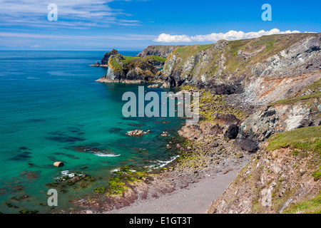 Spectaculaire littoral à Pentreath Beach Cornwall England UK Europe Banque D'Images