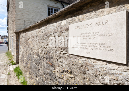 Shelley's Promenade dans la petite ville de Lechlade, Gloucestershire - En août 1815 le poète a écrit "stances à Lechlade Cimetière'. Banque D'Images