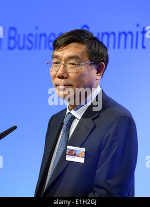 Berlin, Allemagne. 04 Juin, 2014. Président de la Banque industrielle et commerciale de Chine (ICBC) Jiang Jianquing parle aux participants du forum de discussion de la Deutsche Bank sur les relations économiques sino-allemande à Berlin, Allemagne, 04 juin 2014. Photo : RAINER JENSEN/dpa/Alamy Live News Banque D'Images