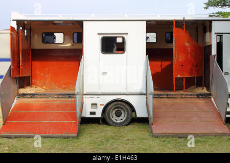 Un transport de chevaux van Banque D'Images