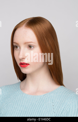 Portrait de jeune femme Banque D'Images