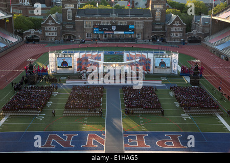 Cérémonie pour les étudiants en sciences humaines de l'Université de Pennsylvanie, Franklin Field Stadium, Philadelphie, USA Banque D'Images