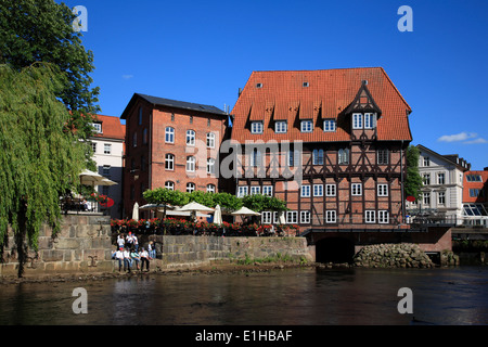 Restaurant LUENER MUEHLE sur le vieux port, Lunebourg, Basse-Saxe, Allemagne, Europe Banque D'Images