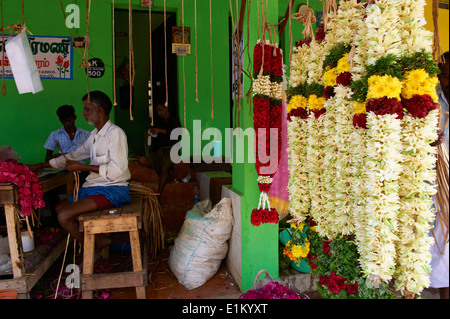 L'Inde, le Tamil Nadu, Madurai, marché aux fleurs Banque D'Images