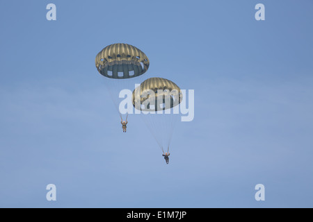 Les Marines américains avec le 1er Bataillon de Reconnaissance, 1re Division de marines à bord formation conduite Jump Marine Corps Base Camp Pendlet Banque D'Images