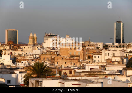 Tunis ville vue d'un toit Medina Banque D'Images