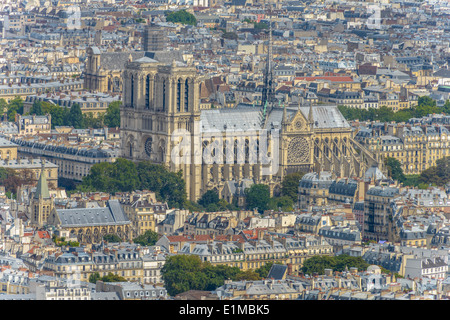 Vue aérienne de la prise du barrage de la Tour Montparnasse à Paris, France Banque D'Images