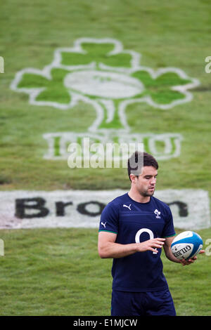 Le Chaco, en Argentine. 06 Juin, 2014. Les capitaines d'Irlande à l'exécution de test match avec l'Argentine contre l'Irlande au cours de l'internationa match amical au stade Centenario, Resistencia, Chaco, Argentine. Conor Murray. Credit : Action Plus Sport/Alamy Live News Banque D'Images