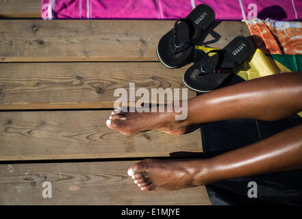 Berlin, Allemagne. 06 Juin, 2014. Une femme soleils à Berlin, Allemagne, 06 juin 2014. Le week-end de Pentecôte sera ensoleillé, chaud et sec. Photo : Maja Hitij/dpa/Alamy Live News Banque D'Images