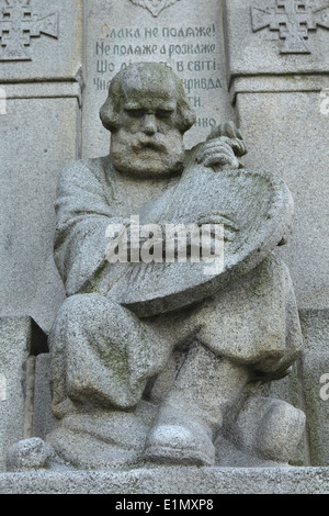 Le monument aux morts des soldats de l'armée ukrainienne de Galicie Jablonne v Podjestedi dans le Nord de la Bohème, en République tchèque. Banque D'Images