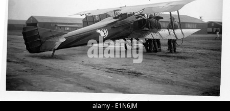 Le SPAD VII était un avion de chasse de la première Guerre mondiale de construction française, connu pour sa conception robuste et son utilisation par de nombreux as pendant la Grande Guerre. Banque D'Images