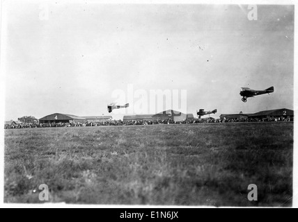 Le SPAD VII était un chasseur français de la première Guerre mondiale connu pour ses performances et sa durabilité dans le combat aérien. Il a été l'un des combattants les plus réussis pendant la guerre, avec de nombreuses victoires. Banque D'Images