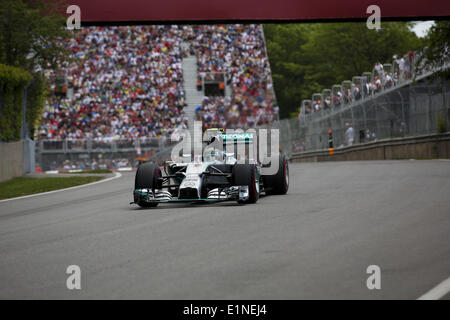 Montréal, Canada. 7 juin, 2014. L'Allemagne de Nico Rosberg et Mercedes AMG Petronas F1 Team durs pendant la séance de qualifications de la Formule 1 Grand Prix du Canada 2014 à Montréal, Canada. Credit : James Gasperotti/ZUMA/ZUMAPRESS.com/Alamy fil Live News Banque D'Images