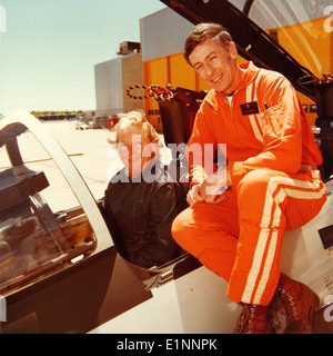 Cette photo de la collection spéciale Barbara Kibbee Jayne montre un Grumman F-14A Tomcat, BuNo 160395, pendant les essais. Le F-14 était un chasseur bimoteur supersonique qui a servi de chasseur de supériorité aérienne principal de l'US Navy des années 1970 au début des années 2000 Banque D'Images