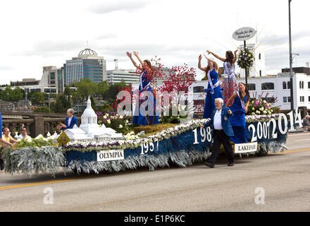 Portland, Oregon, USA. 07Th Juin, 2014. Rose Festival parade annuelle dans le centre-ville le 7 juin 2014 : Crédit d'éditoriaux/Alamy Live News Banque D'Images