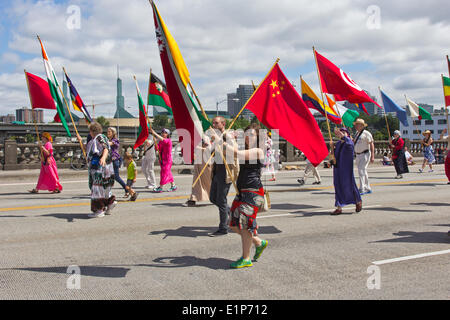 Portland, Oregon, USA. 07Th Juin, 2014. Rose Festival parade annuelle dans le centre-ville le 7 juin 2014 : Crédit d'éditoriaux/Alamy Live News Banque D'Images