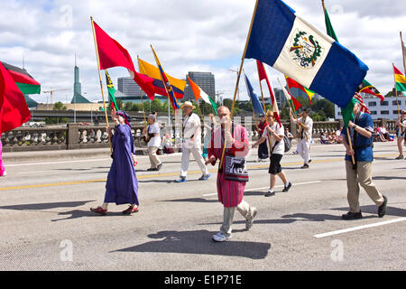 Portland, Oregon, USA. 07Th Juin, 2014. Rose Festival parade annuelle dans le centre-ville le 7 juin 2014 : Crédit d'éditoriaux/Alamy Live News Banque D'Images