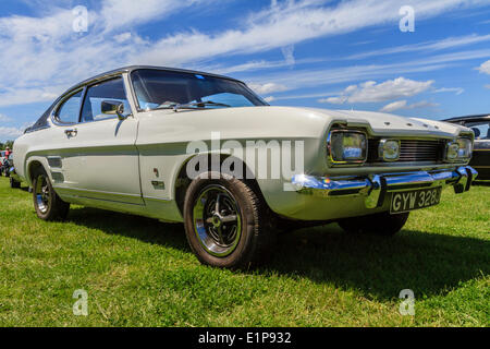 1970 Ford Capri MkI 1600GT sur l'affichage à Bromley Pageant of Motoring classique annuelle car show. Banque D'Images