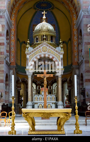 L'autel dans la Cathédrale de la Major à Marseille, France Banque D'Images