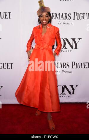 New York, NY, USA. 8 juin, 2014. Adriane Lenox aux arrivées pour la 68e Assemblée annuelle 2014 Tony Awards, le Radio City Music Hall, New York, NY Le 8 juin 2014. Credit : Gregorio T./Binuya Everett Collection/Alamy Live News Banque D'Images