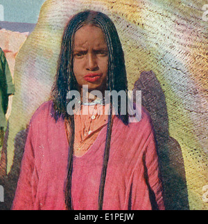 Portrait de jeune fille Bisharin, Haute Égypte, vers 1900 Banque D'Images