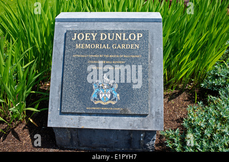 Joey Dunlop memorial garden dans Ballymoney, Irlande du Nord Banque D'Images