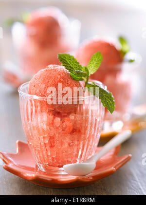 Avec la lumière granitas pamplemousse sorbet goyave Banque D'Images