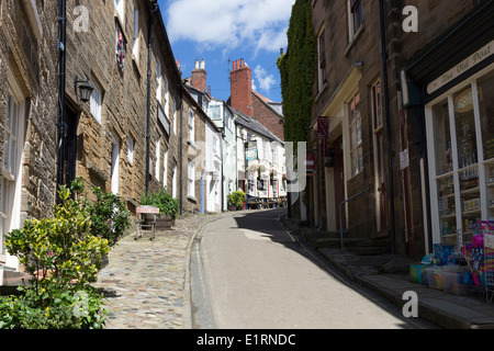 Street et vous Public Dolphin House Robin Hood's Bay Yorkshire Angleterre UK Banque D'Images