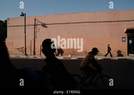 Scène de rue, vieille ville de Marrakech, Maroc Banque D'Images