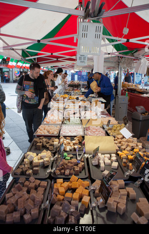 Doux à l'extérieur du centre-ville de Cardiff de décrochage