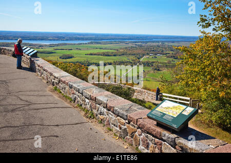 Une vue panoramique de la rivière des Outaouais, le parc de la Gatineau, Gatineau, Québec, Canada. Banque D'Images