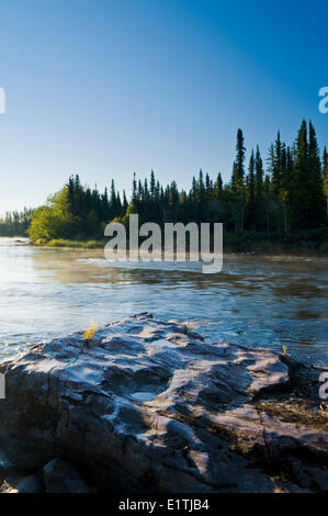 Rivière Clearwater, parc provincial de la rivière Clearwater, le nord de la Saskatchewan, Canada Banque D'Images