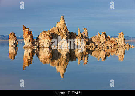 Mono Lake Tufa État réserve SNR, California, USA Banque D'Images