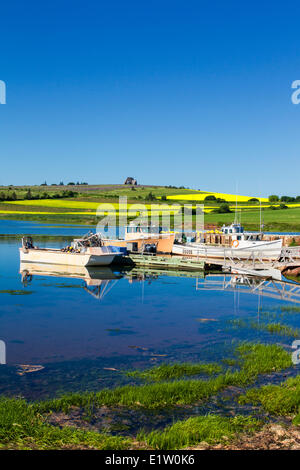 Des bateaux de pêche, quai de la rivière des Français, Prince Edward Island, Canada Banque D'Images