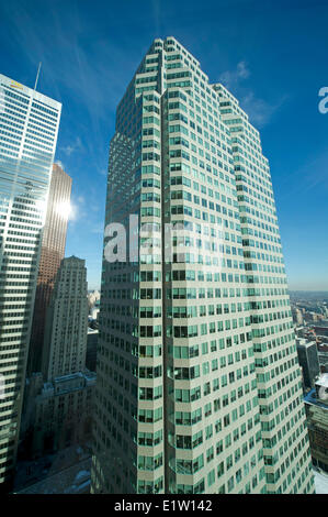 Brookfield Place North Tower dans le centre-ville de Toronto, la rue Bay, quartier des banques, vu de la tour sud. Banque D'Images