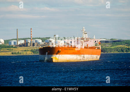 Pétrolier, Port Hawkesbury, île du Cap-Breton, Nouvelle-Écosse, Canada Banque D'Images