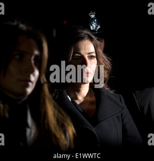 UK, Londres : cuisinier de télévision Nigella Lawson quitte Isleworth Crown Court dans l'ouest de Londres le 4 décembre 2013. Banque D'Images