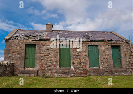 Pierre cabane abandonnée militaire à Fort Dunree, Linsfort, comté de Donegal, Irlande Banque D'Images